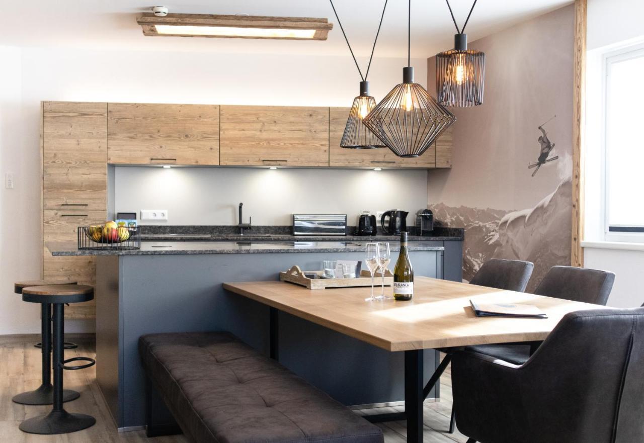 Avenida Style Appartements By Alpin Rentals - Incl Summercard Kaprun Dış mekan fotoğraf